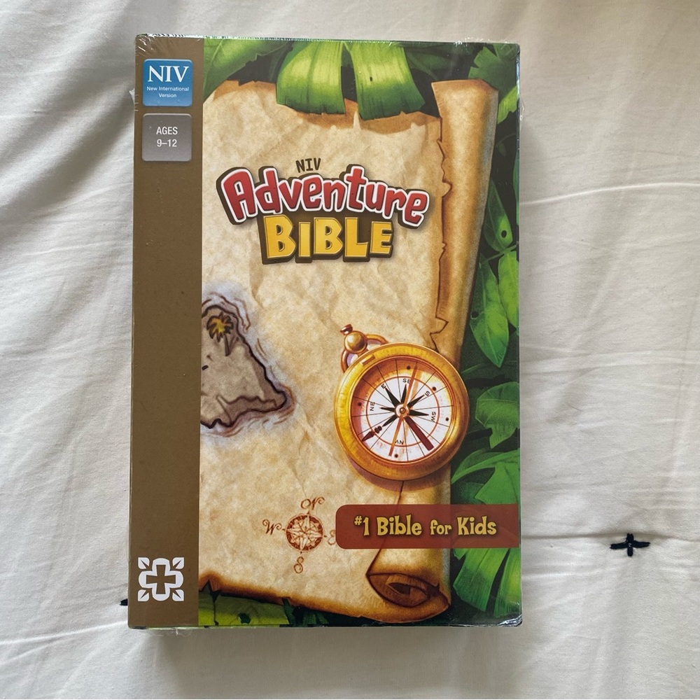 NEW SEALED NIV, Adventure Bible, Paperback, Full Color  Ages 9-12